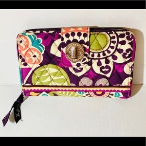 VERA BRADLEY PLUM CRAZY WALLET BUCKLE CLOSURE ZIPPERS MULTICOLOR CARD HOLDER